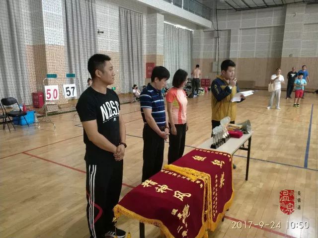 武威7中籃球賽冠軍是誰(shuí)_籃球賽冠軍賽_籃球賽冠軍喜報(bào)