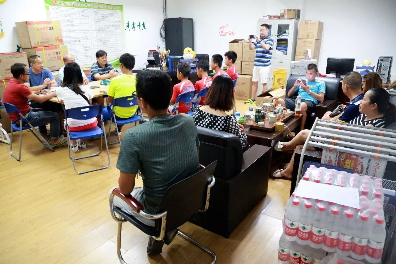 柳州足球冠軍有哪些人_柳州足球冠軍人有幾個_柳州市足球隊(duì)