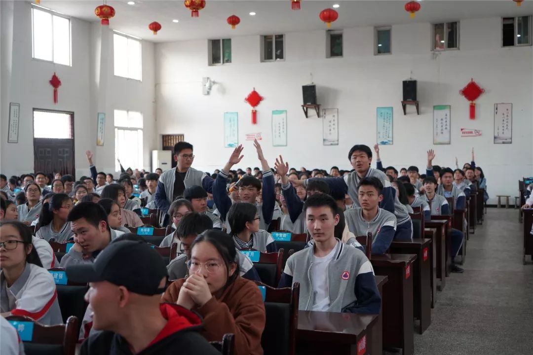 舉重冠軍俞敏洪個(gè)人資料_舉重冠軍俞敏洪簡(jiǎn)介_俞敏洪舉重冠軍