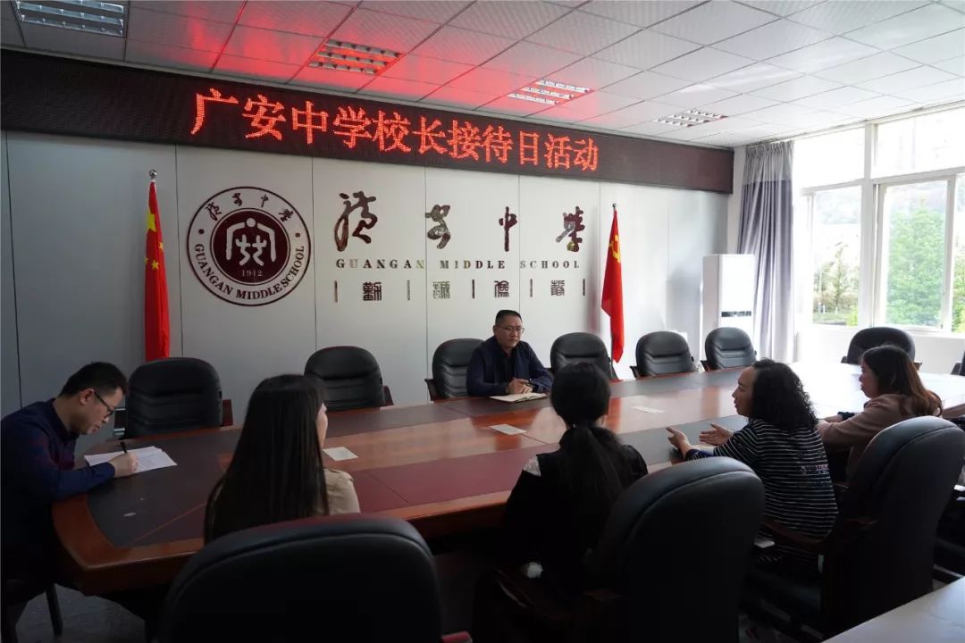 俞敏洪舉重冠軍_舉重冠軍俞敏洪簡(jiǎn)介_舉重冠軍俞敏洪個(gè)人資料